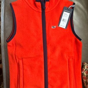 Vineyard Vines boys Harbor Fleece Vest in cocktail orange. NWT - never worn.